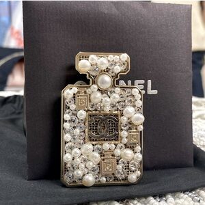 Authentic CHANEL Bottle Number 5 Pearl
Brooch/ pin
